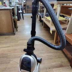 J239☆使用感有り☆紙パック掃除機☆HITACHI☆CV-PE90☆