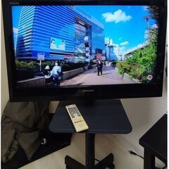 TOSHIBA REGZA 32型TV + 移動式 テレビスタンド