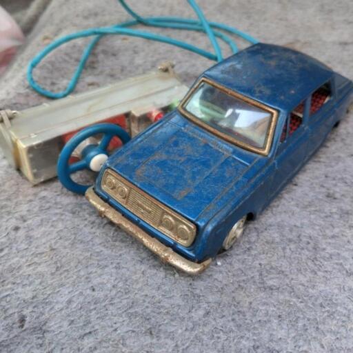 旧バンダイ　ブリキ　電動　リモコンカー