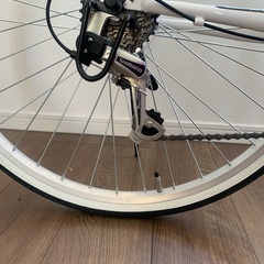 新品未使用　クロスバイク自転車　6段変速26インチ700Ｃ