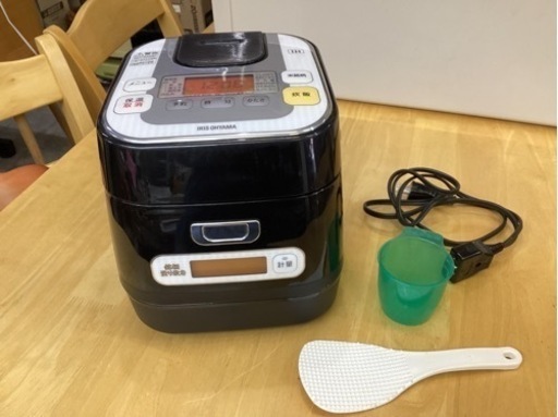 万代店　　IHジャー炊飯器