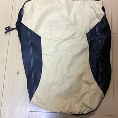 汎用前席シートカバー差し上げます。