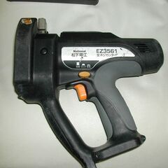 ★全ネジカッター　本体　充電器　バッテリー2個付