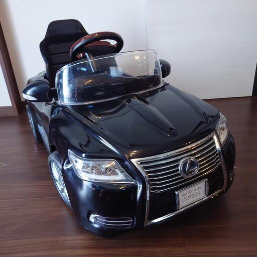レクサス　LS600hL 乗用ペダルカー レクサスLS600hL 乗用ペダルカー