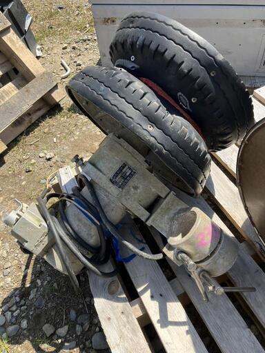 長崎発　岩崎電機工業　ヤングネット　ラインホーラ　MT50E ローラー　中古品　現状　船用　釣り器具