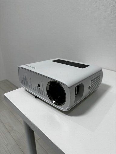 美品　GROVIEW プロジェクター 4K対応 10000lm 5G/2.4GWiFi対応 【1080Pネイティブ解像度】