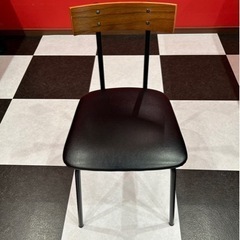 家具　オフィス用椅子