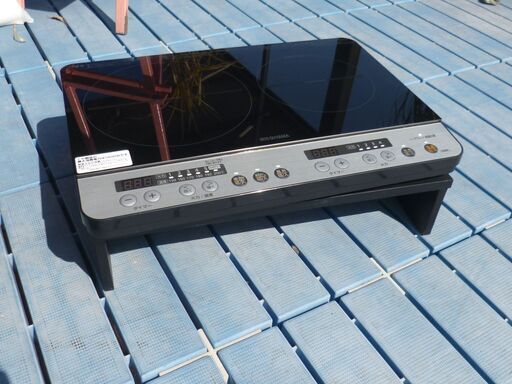 動作確認済み アイリスオーヤマ 2口IHコンロ IHK-W12-B 2018年製 IHクッキングヒーター /中古品・台付き