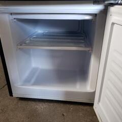 【060323】♦冷凍冷蔵庫♦アズマ♦MR-GL170A♦️20年式♦収納ケースのサイズが小さい(画像4)、破損あり(画像5)♦