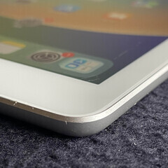 ipad 2017第5世代 wi-fi-cell 32GB silver バッテリー84％ A