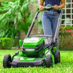 店頭引き取り限定】グリーンンワークス 自走式 芝刈機 80V