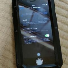 iPhone 8 シルバー 64 GB SIMフリー&頑丈なスマ...