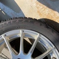 冬タイヤ(ブリヂストン、ブリザック)、ホイール(lyzer) 4本セット