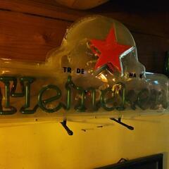 ハイネケン ネオン看板