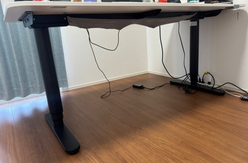 ⭐️IKEA⭐️BEKANT⭐️デスク電動昇降式, ホワイト/ブラック, 160x80