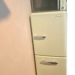 冷蔵庫と電子レンジのセット