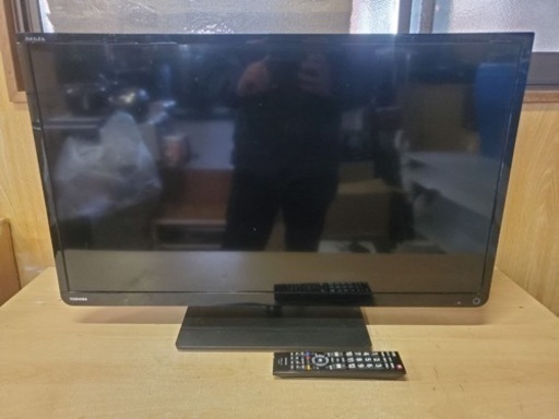 東芝  液晶カラーテレビ　32510