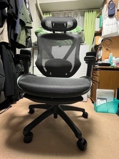 極美品 フォリスト リクライニングワークチェア ゲーミングチェア