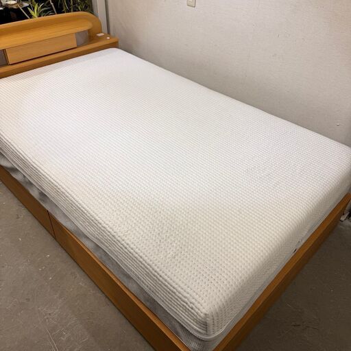 16536  NITORI セミダブルノンコイルマットレス   ◆大阪市内・東大阪市他 5,000円以上ご購入で無料配達いたします！◆ ※京都・高槻・枚方方面◆神戸・西宮・尼崎方面◆奈良方面、大阪南部方面　それぞれ条件付き無料配送あり！