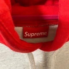 Supremeシュプリーム パーカー 未使用品