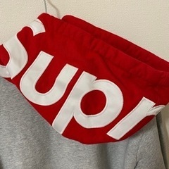 Supremeシュプリーム パーカー 未使用品