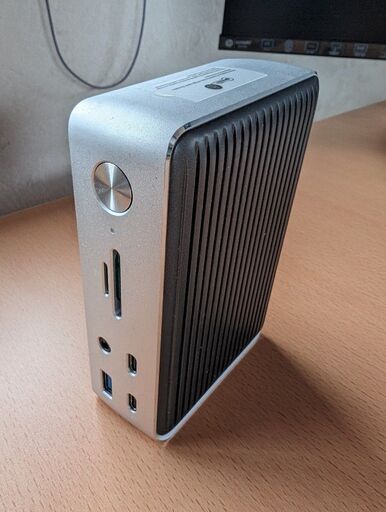 ANKER　THUNDERBOLT 3 DOCK