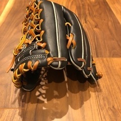 アンダーアーマー　軟式　外野グローブ