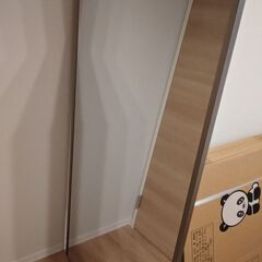 【バレエ】レッスン用の大きな鏡です。