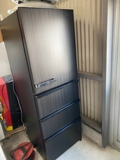 お薦め品‼️自動製氷機搭載‼️AQUA4ドア冷蔵庫368L 2021年