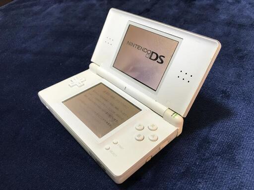 ニンテンドーDS lite 本体 + ゲーム６種類(男の子向け)