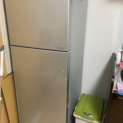 【譲ります】【HITACHI】2016年製 冷蔵庫　225L 