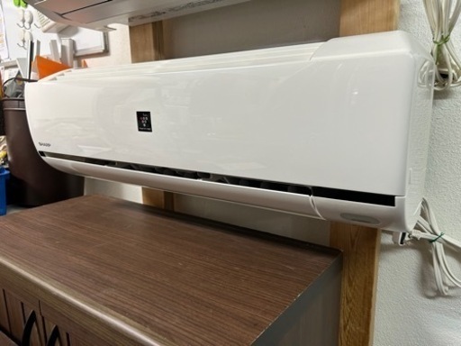 SHARP 冷暖房エアコン5.6k 商談中です200V 標準の設置まで込みです