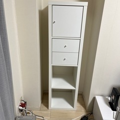 IKEAの収納棚をもらってください