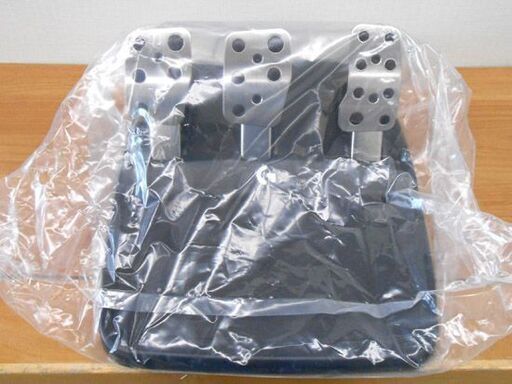 開封未使用品 ロジクール レーシングホイール & ペダル G923 PS4/PS5