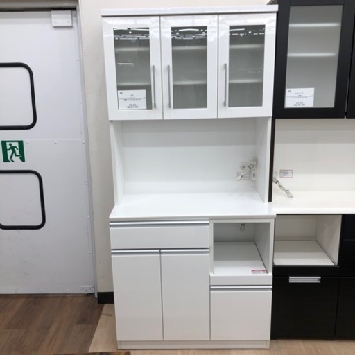 人気の　ニトリ3枚扉レンジボードのご紹介です！