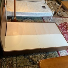 北海道　帯広　セミダブル　ベッドフレーム　収納　引出し　組み立て　木製