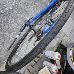 ＧＩＯＳ　クロスバイク　７００ｘ２８ｃ　3x8変速　フレーム　アルミ　サドル　新品　青　配達可能