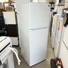 【お買い得‼️】ヤマダセレクト 2019年製 225Lノンフロン冷凍冷蔵庫 2ドア ホワイト♪ お買い得‼️】ヤマダセレクト 2019年製 225Lノンフロン冷凍冷蔵庫 2