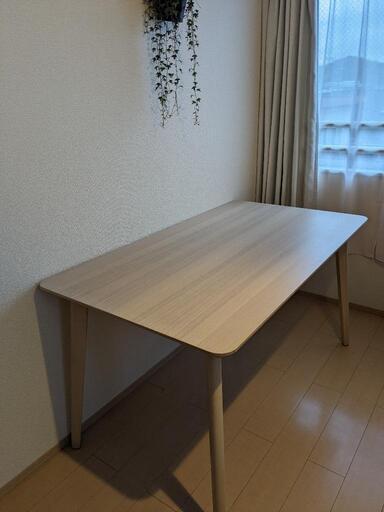 Ikea　LISABO　ダイニングテーブル