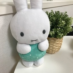 ミッフィー　ぬいぐるみ　キャラクター　miffy マスコット　