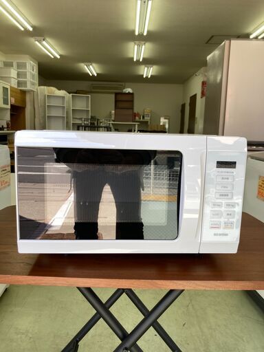 【リサイクルショップ　ピカソ　小松原】2023年製 アイリスオーヤマIRISフラットテーブル 横開き 18L 単機能レンジ★9570★