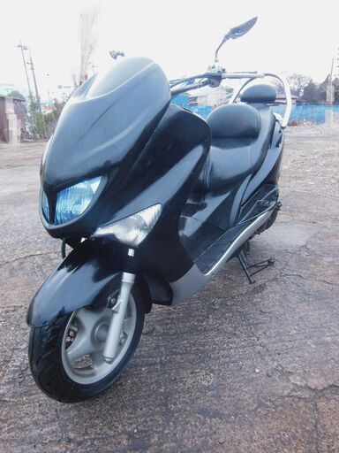 希少YAMAHA マジェスティ125FI エアロカウル マフラー他多数お金掛けたカスタム セル始動 軽整備済 マジェスティーめったに出ない1台です。 希少YAMAHA マジェスティ125FI エアロカウル マフラー他多数お金掛けた