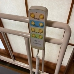 早く来れる方にお譲りします！/介護ベッド/フランスベッド/3モーター/SE-07JJ 呉市内有料配達可能