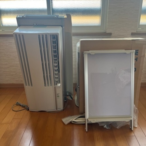 CORONA(コロナ) ウインド エアコン 2023 数回使用　未使用テラス窓用取り付け枠 WT-8付　(ルーム エアコン)