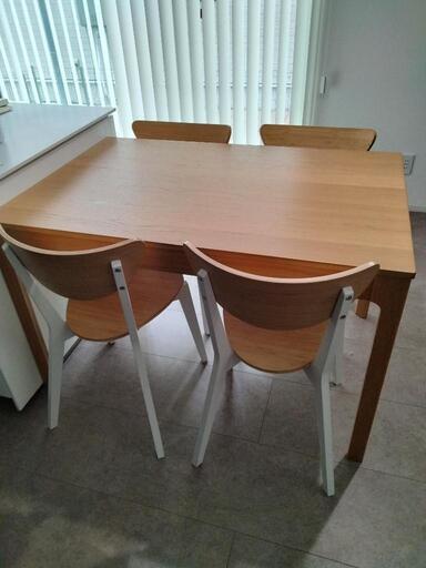 IKEA　EKEDALEN 伸長式テーブル 120/180x80 cm