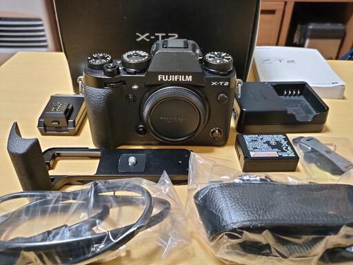 fujifilm X-T2(ボディ) + 純正ハンドグリップ