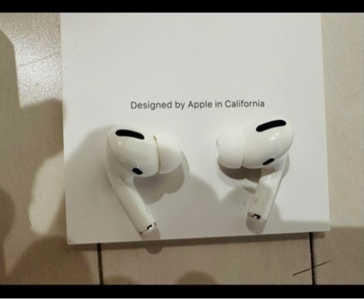 AirPods pro エアーポッズ　付属全てあり