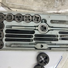 タップダイスセット　メートルネジ（Ｍ）20PC