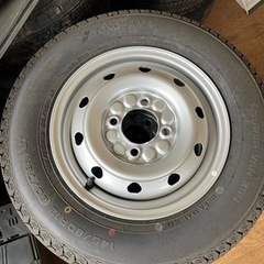 新品ヨコハマタイヤ、新品ホイール145/80R12