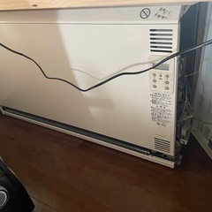 電気蓄熱暖房機